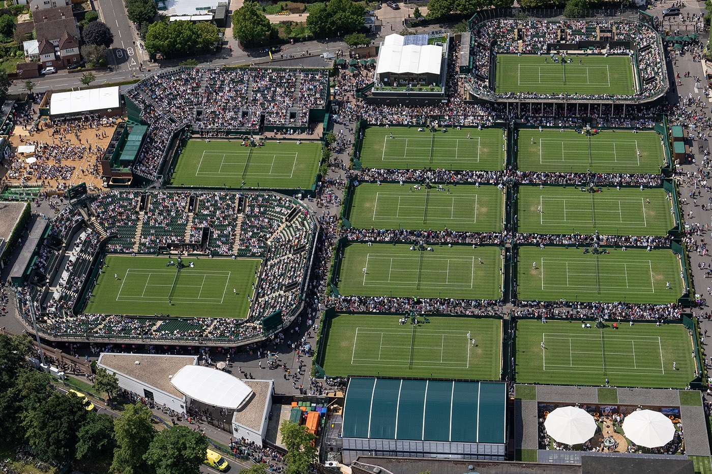 Wimbledon 2023: What happens if it rains at Wimbledon?